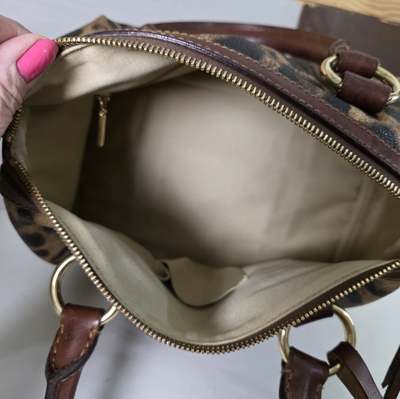 Dolce & Gabbana Leopard Print Boston Bag - Picture 3 of 16